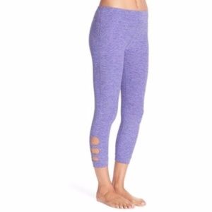 Beyond Yoga Circle Back Purple Capri Leggings